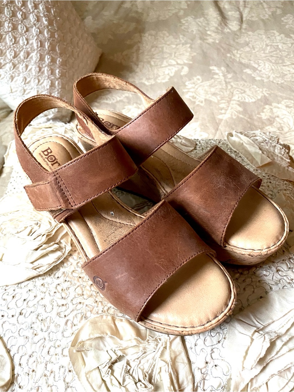 Born Mae Light Tan Brown Leather Wedge Platform Sandal Strappy Slingback Size 8